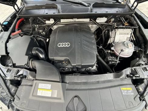 Used 2023 Audi Q5 2.0T Premium w/ Convenience Package AWD/4WD image 26