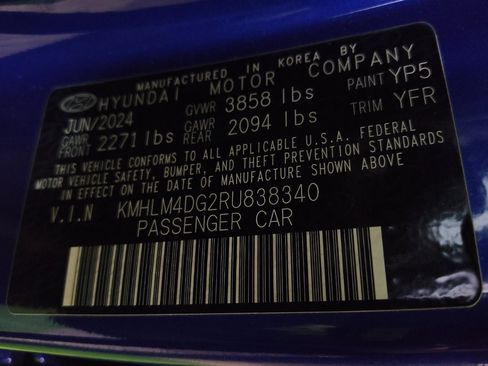 Used 2024 Hyundai Elantra SEL FWD image 33