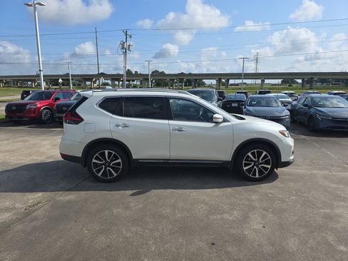 Used 2020 Nissan Rogue SL w/ Premium Package FWD image 10