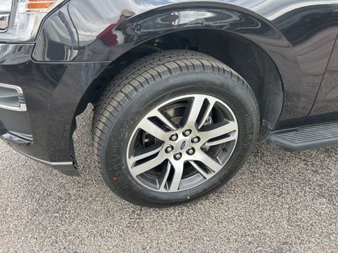 Used 2024 Ford Expedition Max Limited image 10