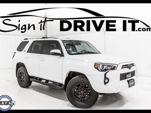 Used 2023 Toyota 4Runner SR5 Premium image 1