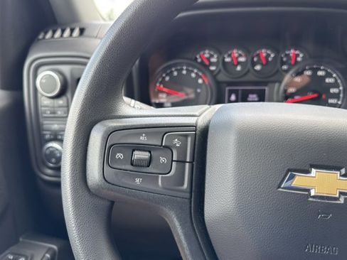 Used 2024 Chevrolet Silverado 1500 Custom image 15
