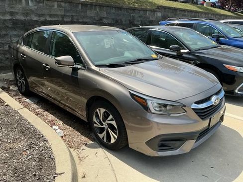 Used 2022 Subaru Legacy Premium AWD/4WD image 6