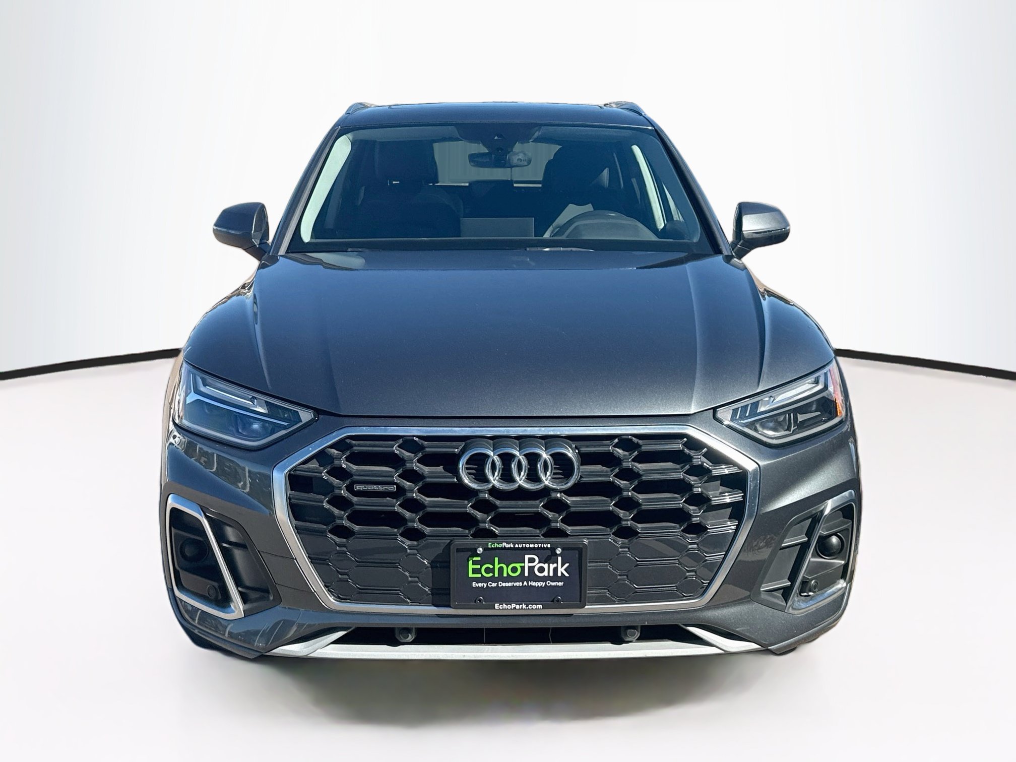 Used 2023 Audi Q5 2.0T Premium w/ Convenience Package AWD/4WD image 2