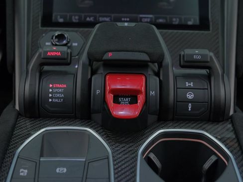 Used 2023 Lamborghini Urus Performante AWD/4WD image 64