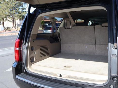 Used 2015 Chevrolet Suburban LTZ image 11