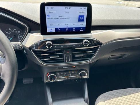 Used 2022 Ford Escape SE w/ Convenience Package FWD image 26