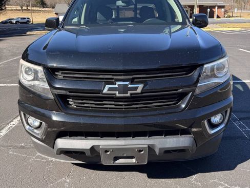Used 2016 Chevrolet Colorado LT w/ Midnight Edition AWD/4WD image 10
