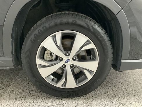 Used 2023 Subaru Ascent Premium w/ Convenience Package AWD/4WD image 14