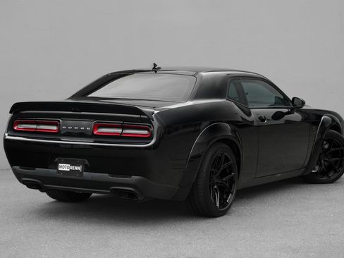 Used 2023 Dodge Challenger SRT Hellcat RWD image 3