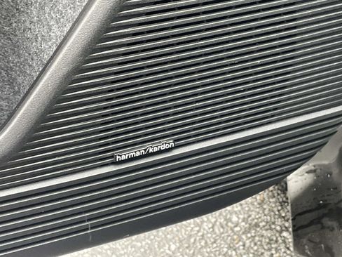 New 2026 Subaru Outback Limited image 8