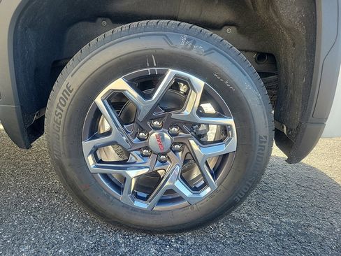 New 2026 GMC Sierra 1500 SLT w/ SLT Premium Plus Package image 8