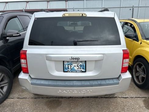 Used 2008 Jeep Patriot Sport image 3