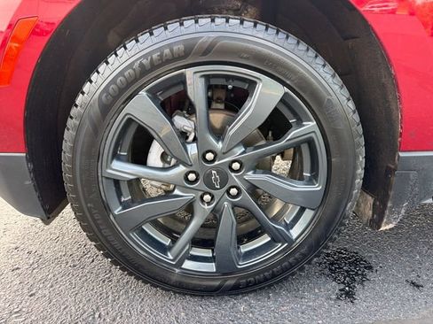 Used 2023 Chevrolet Equinox RS w/ RS Leather Package AWD/4WD image 11
