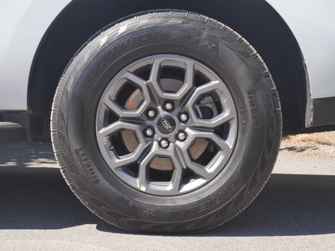 Certified 2025 Ford Expedition Active AWD/4WD image 13