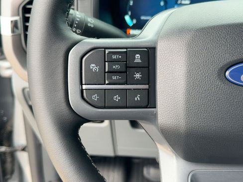 Used 2025 Ford F150 XLT w/ Equipment Group 302A MID image 16