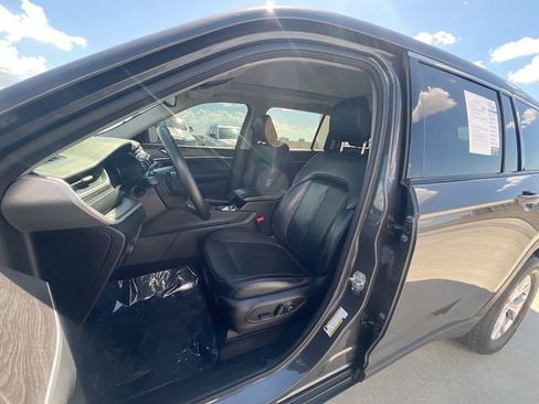 Used 2021 Jeep Grand Cherokee L Limited image 14