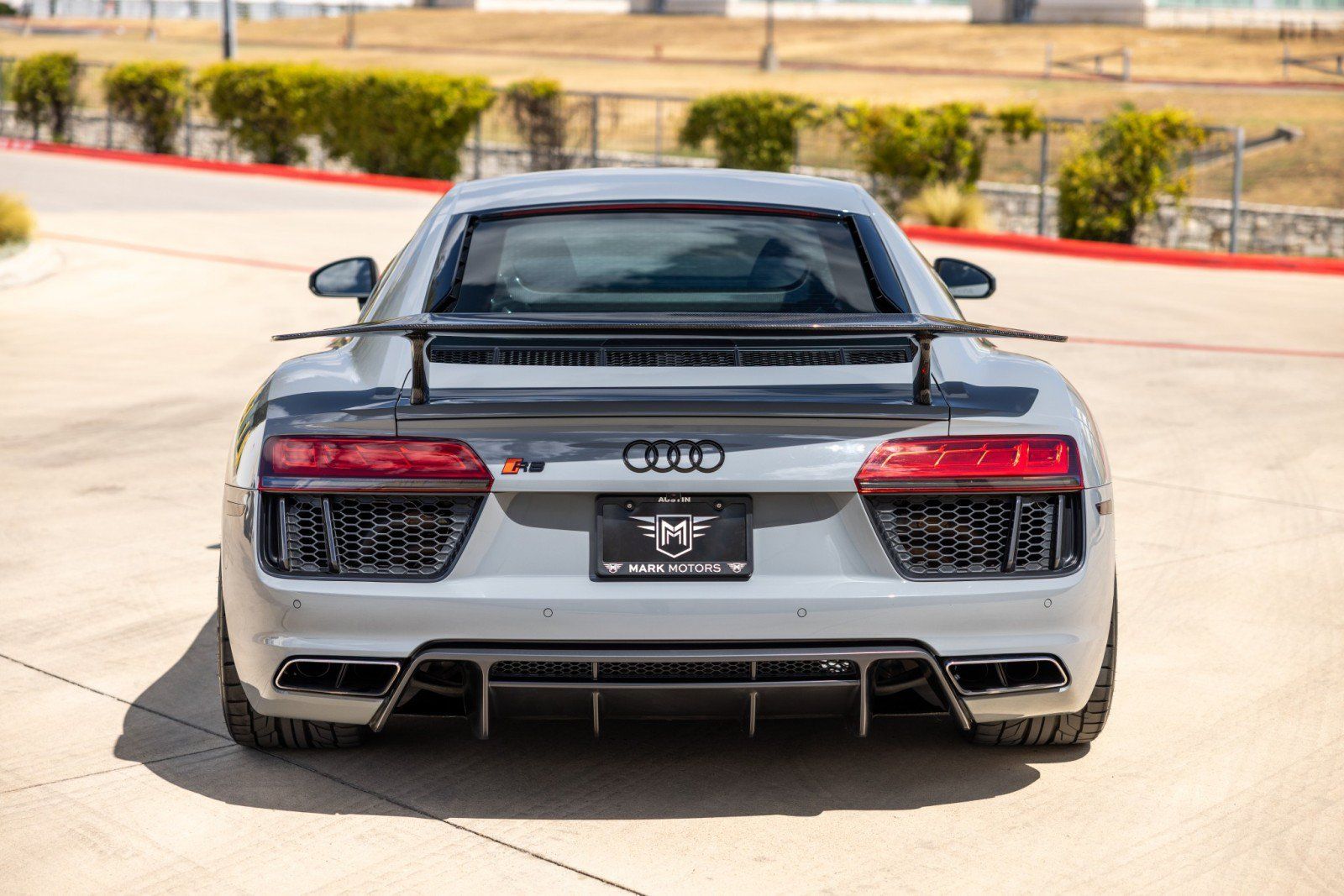 Used 2017 Audi R8 V10 AWD/4WD image 5