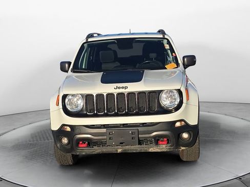Used 2018 Jeep Renegade Trailhawk w/ UConnect 8.4 Nav Group image 8