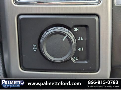 Used 2015 Ford F150 Platinum w/ Equipment Group 701A Luxury image 28