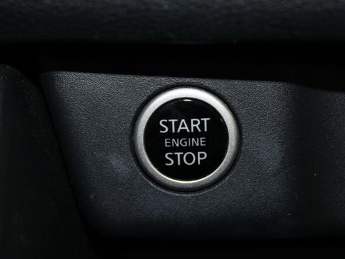 Used 2023 Nissan Rogue SV AWD/4WD image 24
