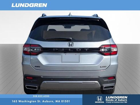 New 2026 Honda Pilot Touring image 24