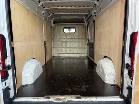 Used 2015 RAM ProMaster 2500 w/ Mopar Trailer Tow Group image 10