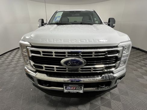 Used 2024 Ford F350 XLT image 7