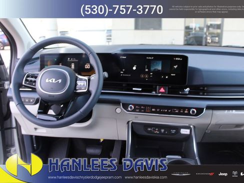 New 2026 Kia Carnival EX image 19