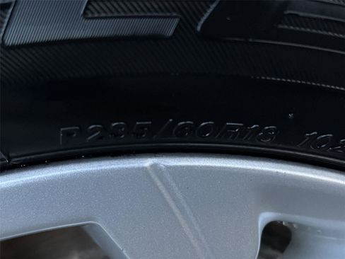 Used 2020 Land Rover Range Rover Evoque S image 27