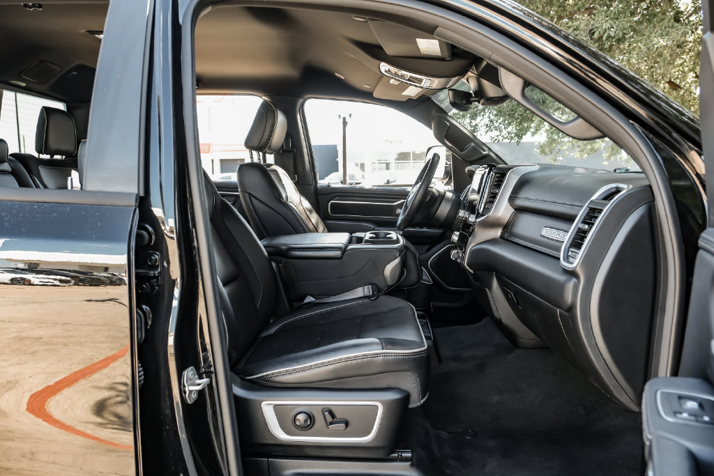 Used 2023 RAM 1500 Laramie AWD/4WD image 51