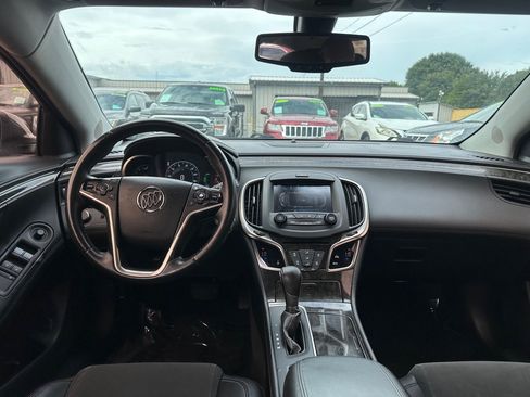 Used 2015 Buick LaCrosse FWD image 9
