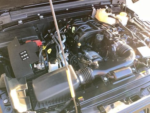 Used 2023 Jeep Gladiator Rubicon w/ LED Lighting Group image 16