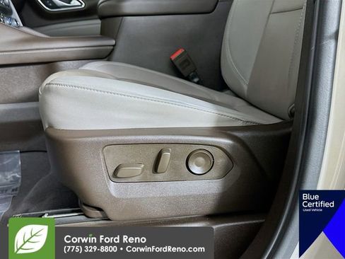 Used 2024 Chevrolet Suburban Z71 w/ Luxury Package image 24