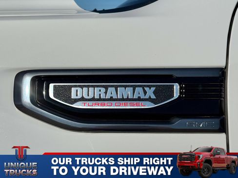 Used 2021 GMC Sierra 1500 AT4 w/ Technology Package image 11