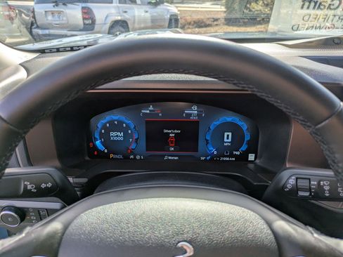 Used 2025 Ford Bronco Sport Outer Banks w/ Outer Banks Tech Package+ image 19