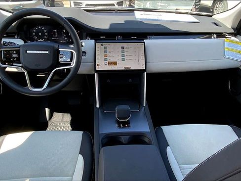 New 2025 Land Rover Discovery Sport S image 5