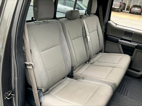 Used 2015 Ford F150 XLT w/ Equipment Group 302A Luxury AWD/4WD image 19