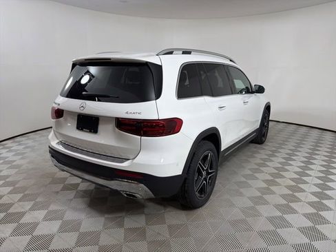 New 2026 Mercedes-Benz GLB 250 4MATIC image 7