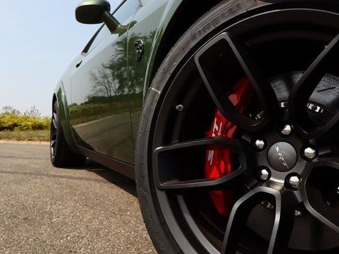 Used 2023 Dodge Challenger SRT Hellcat Widebody image 2