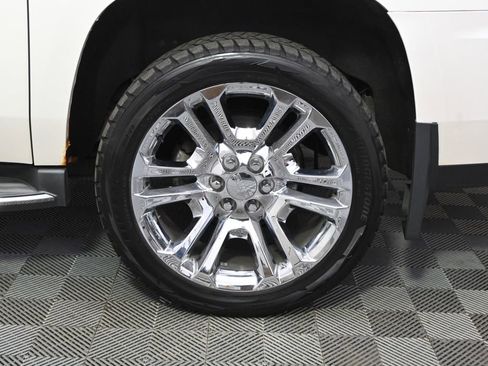 Used 2015 GMC Yukon XL SLT w/ Open Road Package AWD/4WD image 21
