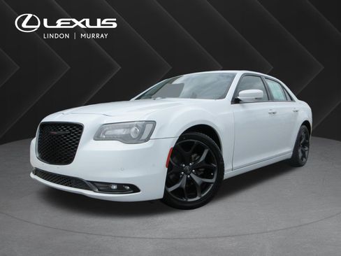 Used 2022 Chrysler 300 S RWD image 1