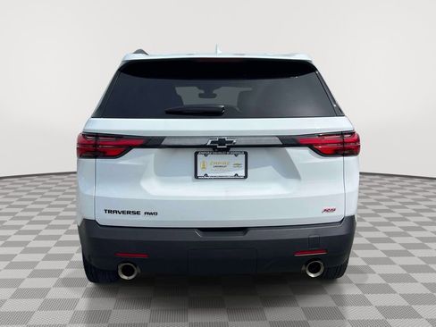 Used 2023 Chevrolet Traverse RS image 6