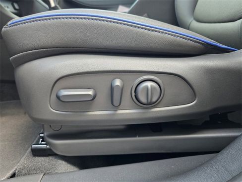 New 2026 Buick Encore GX Sport Touring w/ Advanced Technology Package image 20