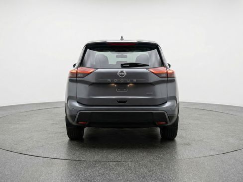 Used 2025 Nissan Rogue SV image 7