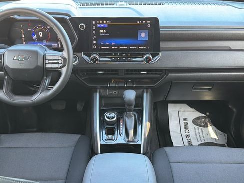 Certified 2023 Chevrolet Colorado Trail Boss w/ Technology Package AWD/4WD image 24