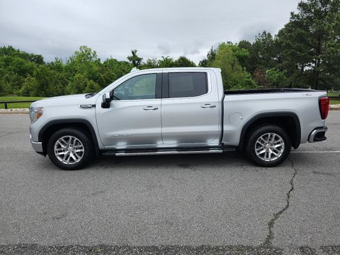 Used 2019 GMC Sierra 1500 SLT w/ SLT Premium Package AWD/4WD image 2