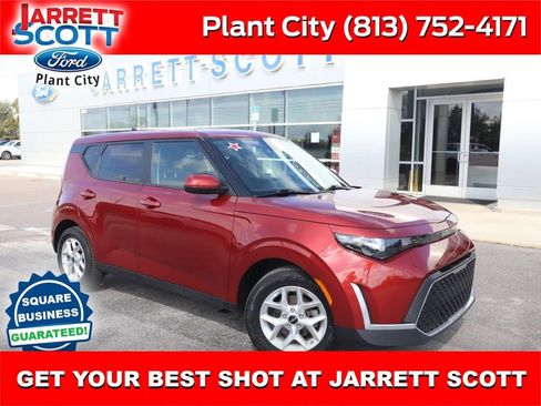 Used 2025 Kia Soul LX w/ LX Technology Package image 1