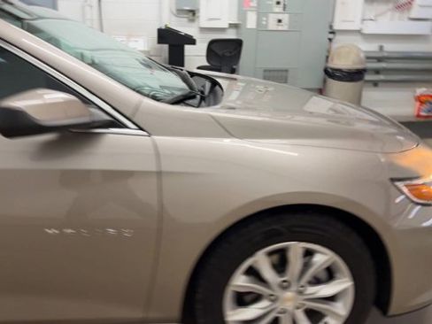 Used 2024 Chevrolet Malibu LT image 2