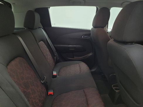 Used 2018 Chevrolet Sonic LT w/ Convenience Package image 19